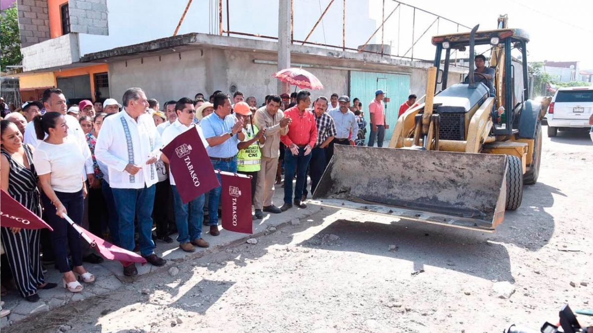 Lleva el gobernador de Tabasco Adán Augusto obras a pueblos indígenas
